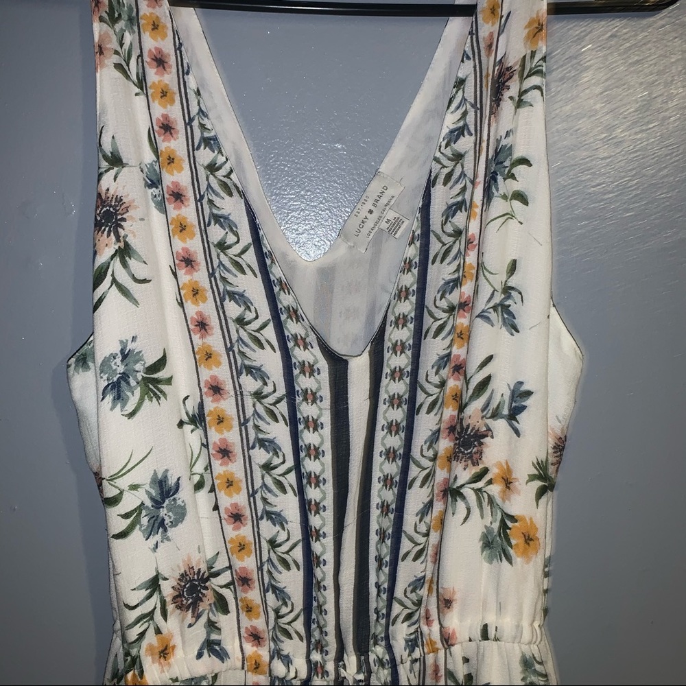 Long Un Sleeved Beautiful Floral Dress